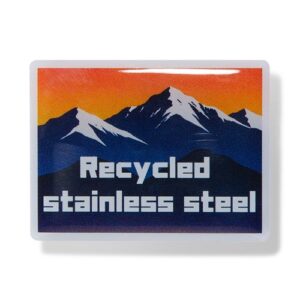 Pin's personnalisé en acier inoxydable recyclé avec doming en quadri